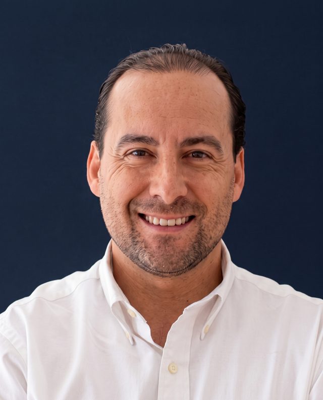 Eduardo Liberos, CEO & CAIO